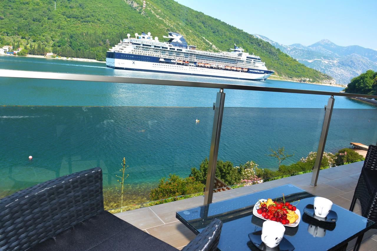 Апартаменты Apartments MaXhit Тиват-21