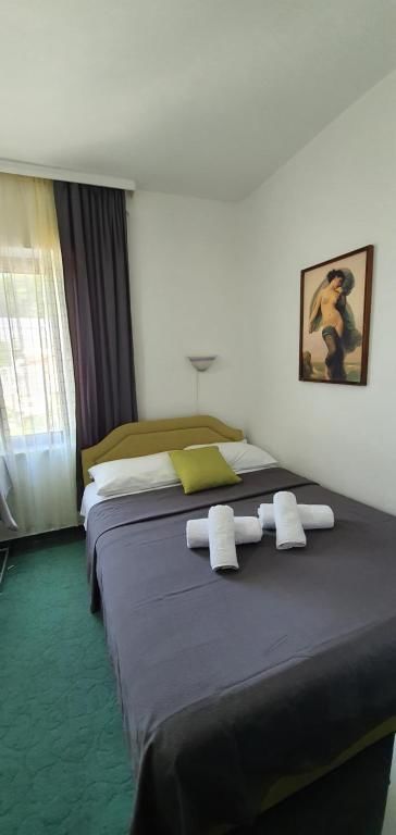 Апартаменты Apartments MaXhit Тиват-55