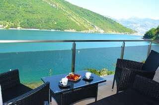 Апартаменты Apartments MaXhit Тиват Апартаменты с 1 спальней, балконом и видом на море (для 3 взрослых)-2