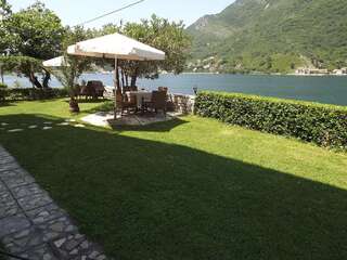 Апартаменты Apartments MaXhit Тиват-2