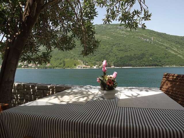 Апартаменты Apartments MaXhit Тиват-6